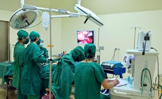 Bác sĩ cảnh báo biến chứng dùng thuốc giảm đau: Ngất xỉu, loét dạ dày