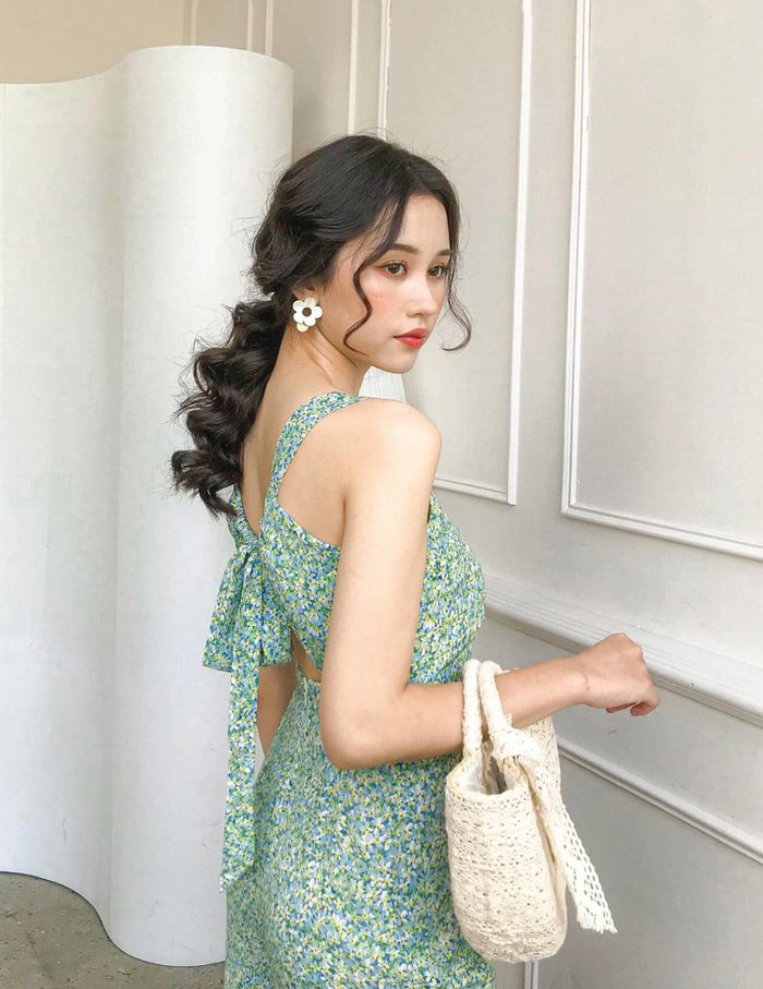 Nguyên tắc phối đồ với trang sức nàng nên biết: Không nên quá cầu kì