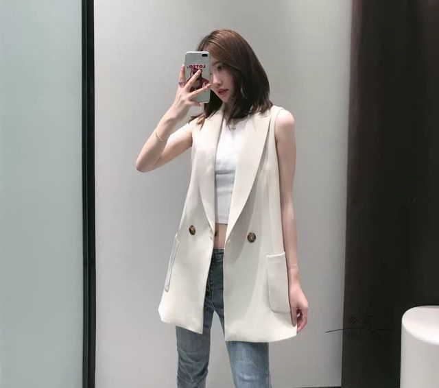 Sắm ngay trong tủ đồ 5 mẫu blazer đa dạng mà mọi cô nàng cần có