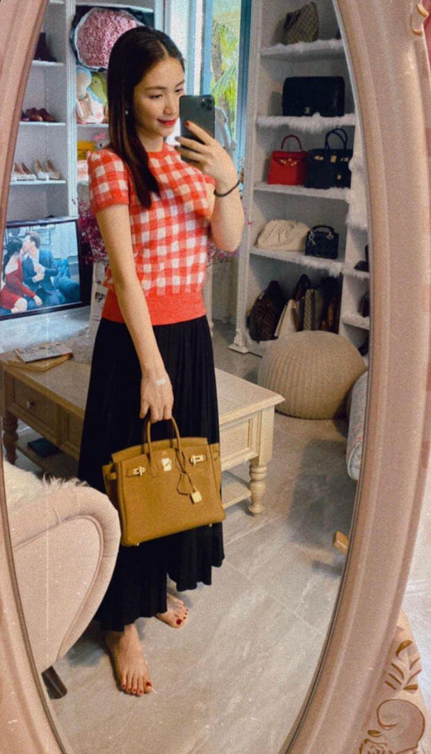 Từng thanh lý cả tủ đồ vì MV, giờ Hòa Minzy bù lại cả lố túi tiền tỷ
