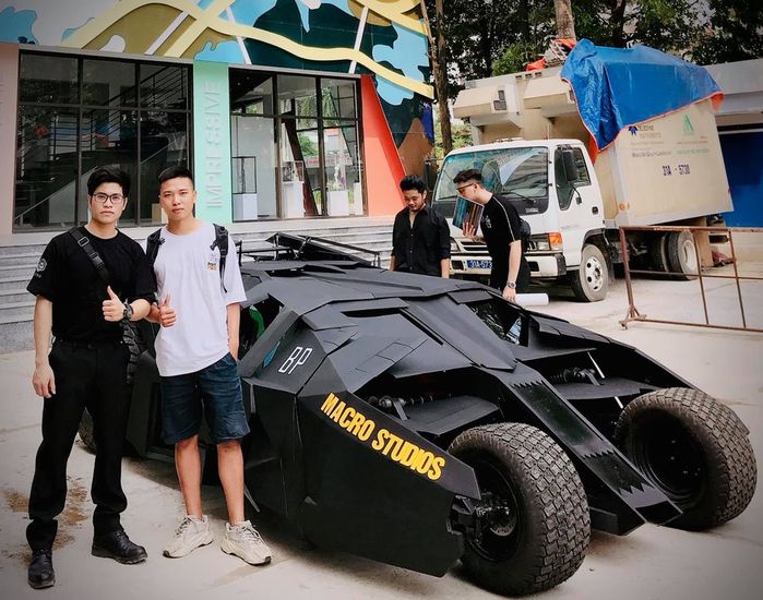 Chủ nhân siêu xe Batman: Mình tốn nửa tỷ để hoàn thành