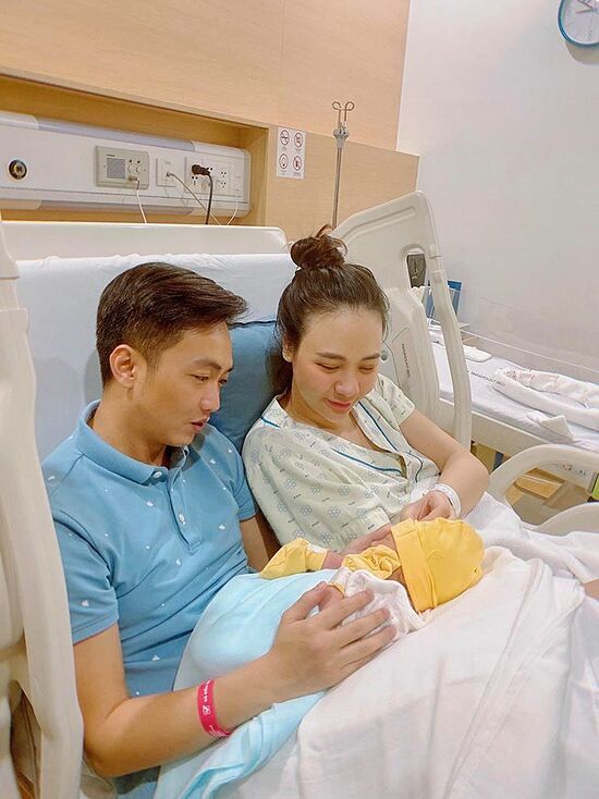 Cuộc sống chuẩn rich kid của con gái Cường Đô la - Đàm Thu Trang