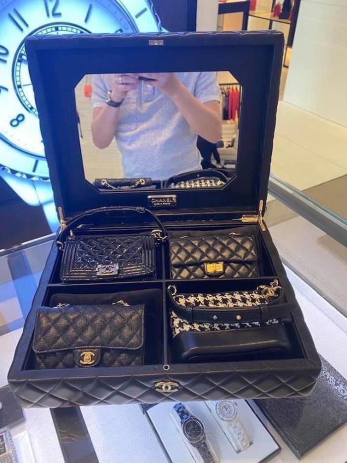 Cuộc sống chuẩn rich kid của con gái Cường Đô la - Đàm Thu Trang