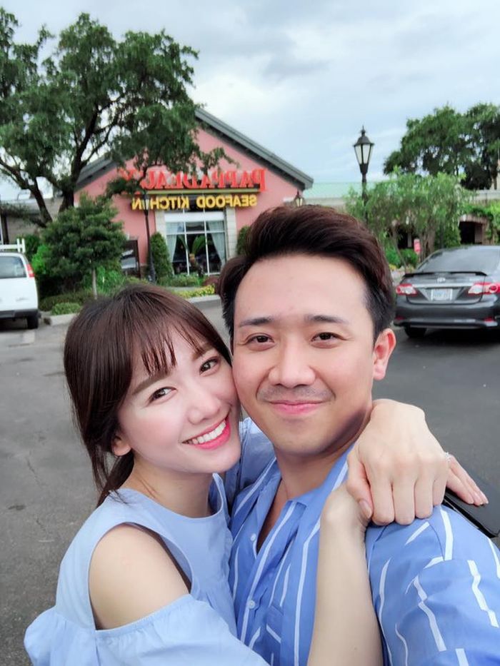 Trấn Thành khoe ảnh tướng phu thê với Hari Won