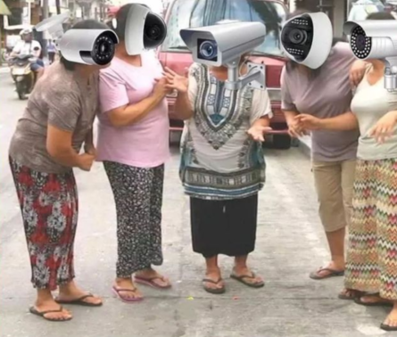 Cưới con trai bà hàng xóm nói xấu mình, mẹ chồng nhắn: Hiểu lầm thôi