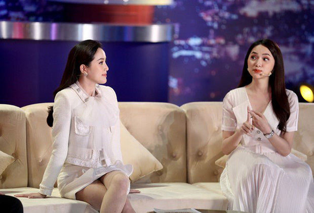 Hương Giang: Ai nhiều đất đai thì chữ ký ngoằn ngoèo