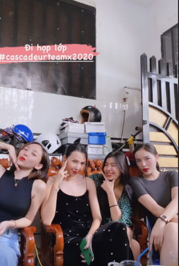 Cường Đôla mua túi hiệu cho con gái, Hari Won mừng sinh nhật mẹ