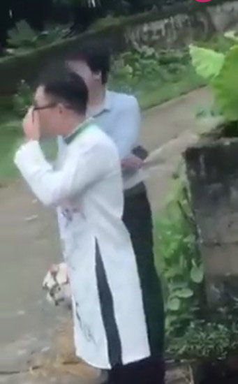 Quá hồi hộp, chú rể đi xin dâu quên luôn đường đến nhà vợ