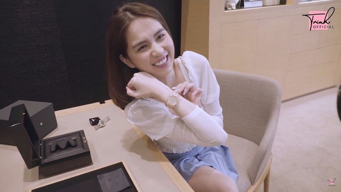 Những lần mua sắm tiền tạ tiền tấn của yêu nữ hàng hiệu Ngọc Trinh