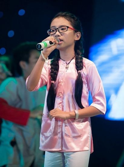 Phương Mỹ Chi kể về chặng đường đầu tiên đặt chân vào nghệ thuật