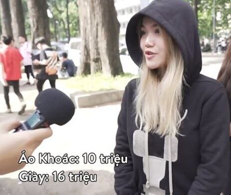 Sau 2 năm, rich kid diện set đồ 100 triệu đồng giờ quản lý nhà hàng