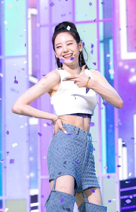 Kiều nữ được ví “chị em song sinh” với Jisoo đang gây sốt là ai?