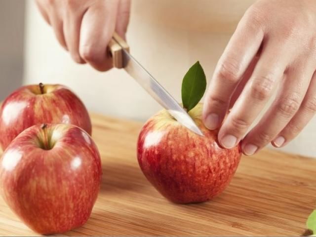5 bí kíp giảm cân sau sinh của Lưu Thi Thi: Ăn táo trước bữa chính