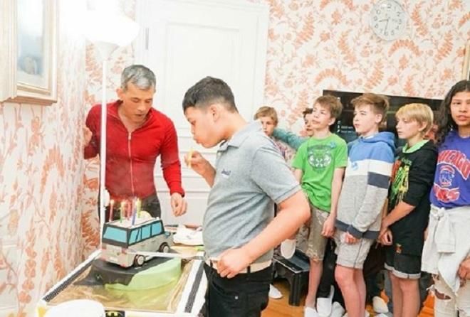Người con trai duy nhất được vua Thái công nhận là hoàng tử giờ ra sao