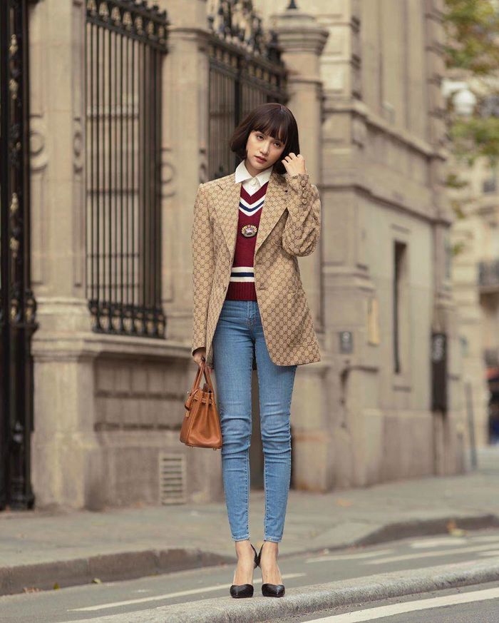Mỹ nhân Việt mất điểm vì đôi chân gân guốc