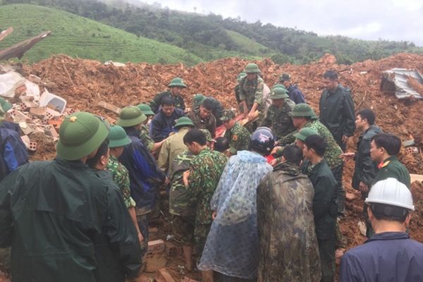 Ám ảnh cuộc gọi của Thiếu tá trong Đoàn 337 với vợ trước khi gặp nạn