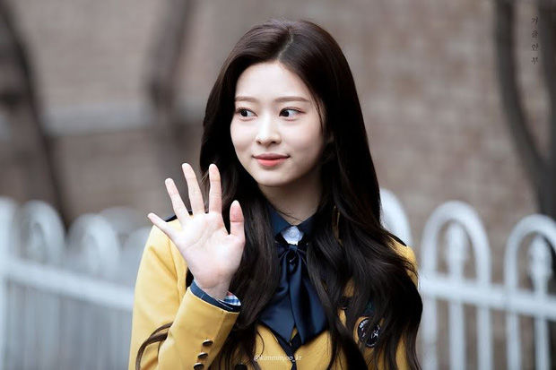 8 bức ảnh đời thường chứng minh nhan sắc thật của nữ idol Kpop
