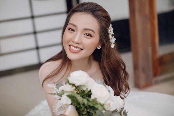 Hồ Ngọc Hà, Angelababy... làm sạch mụn, mượt tóc chỉ với 1 tàu nha đam