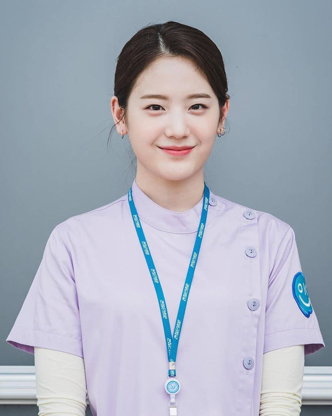 Kiều nữ được ví “chị em song sinh” với Jisoo đang gây sốt là ai?