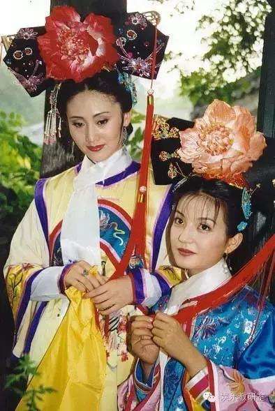 Triệu Lệ Quyên trẻ trung, quý phái ở tuổi 55