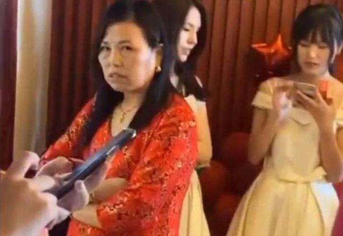 Thách cưới 2,7 tỷ đồng, lúc đón dâu, mẹ vợ bắt đưa thêm 62 triệu đồng