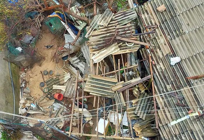Cập nhật mới: Đảo Lý Sơn tan hoang khi bão số 9 càn quét qua