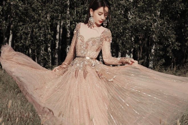 Angelababy luôn được khen vì khả năng ứng xử khéo, EQ cao