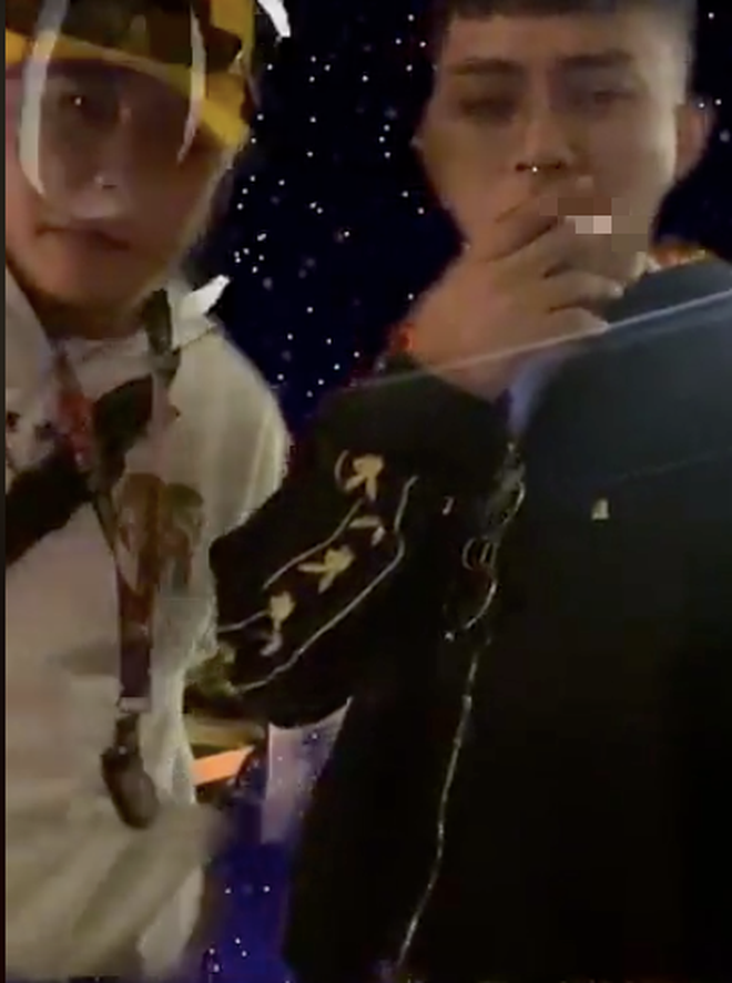 Những lần sao Việt mất điểm khi livestream