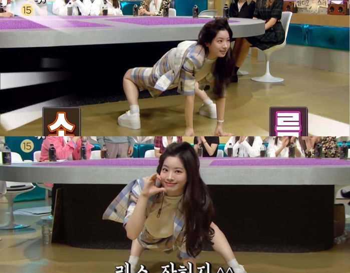Tài lẻ không đụng hàng của idol K-pop: Dahyun vặn người 180 độ