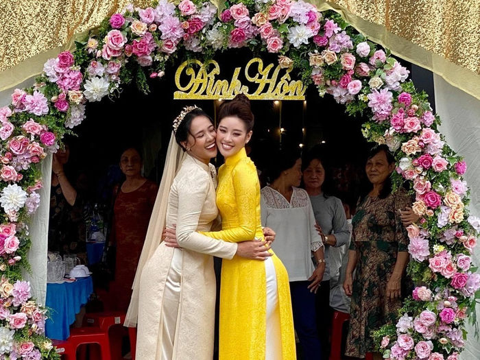 Sao Việt tham dự tiệc cưới: Vợ Lý Hải lộng lẫy hơn cả cô dâu
