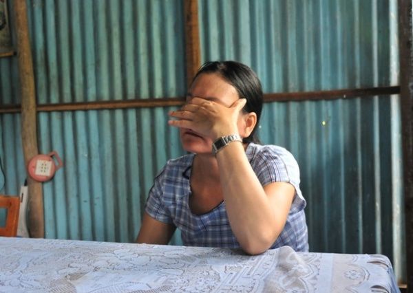 Xót thương nam sinh đổ bệnh trước nhập học, mắt không nhìn thấy gì
