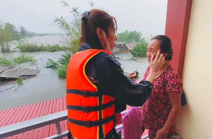 Với hơn 100 tỷ, Thủy Tiên sẽ làm những gì cho đồng bào miền Trung?