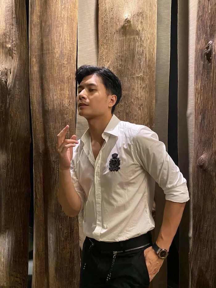 Trước khi vướng tin đồn yêu Lệ Quyên, Lâm Bảo Châu yêu ai?