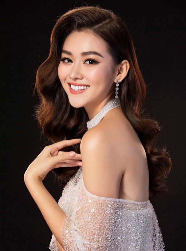 Á hậu Tường San gia thế giàu sang trước khi lấy chồng tuổi 20