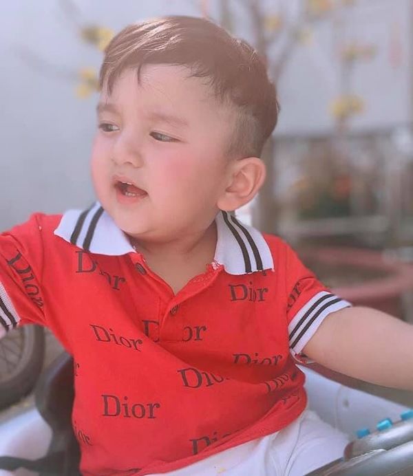 Bản sao nhí Lâm Tây: Hơn 2 tuổi vẫn phải tập đi vì di chứng sinh non