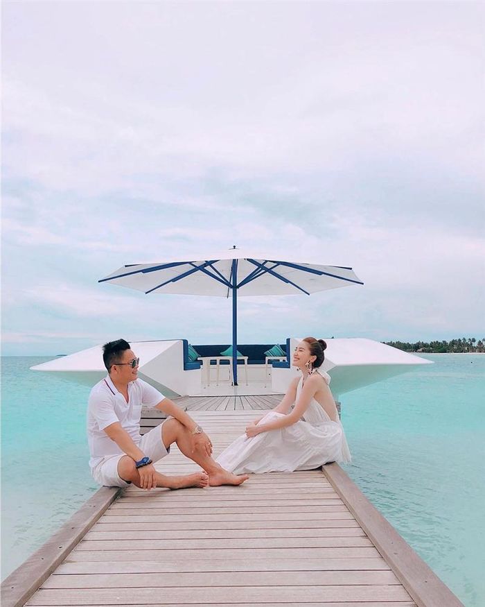 Mỹ nhân Việt bị giục sinh nở: Hà Anh bật lại, Trang Đàm chọn ngó lơ