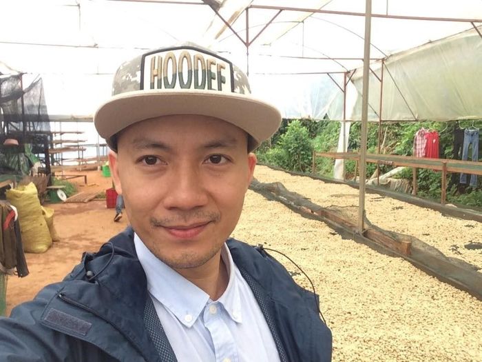 Rapper Tiến Đạt khéo chăm con, quý tử càng lớn càng có style y hệt bố