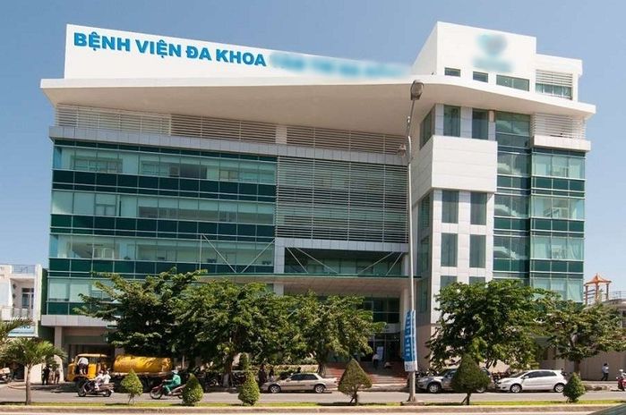 Đà Nẵng: 6 người nhập viện nghi do ăn bánh tráng trộn vỉa hè