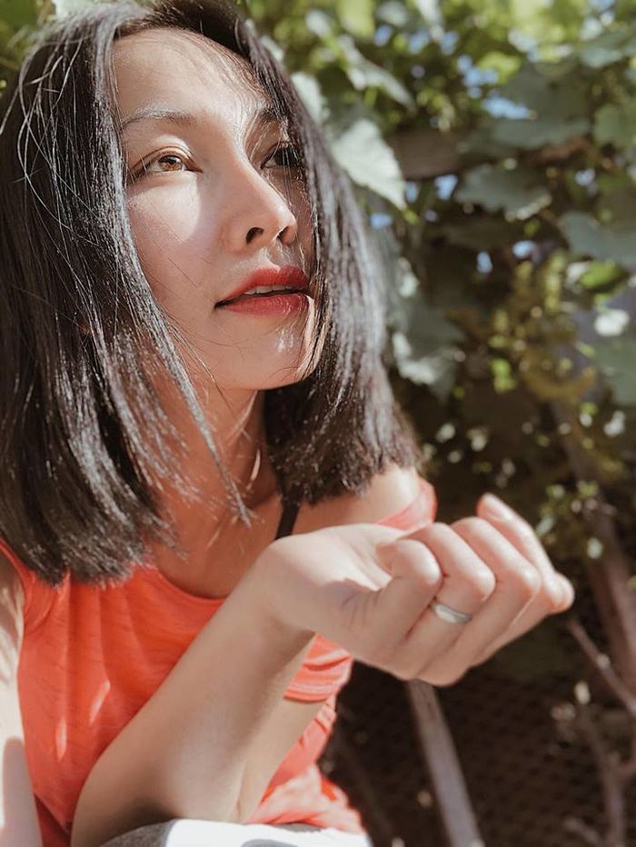 Sang Mỹ ở ẩn, diễn viên Kim Hiền vẫn liên tục bị thị phi bủa vây