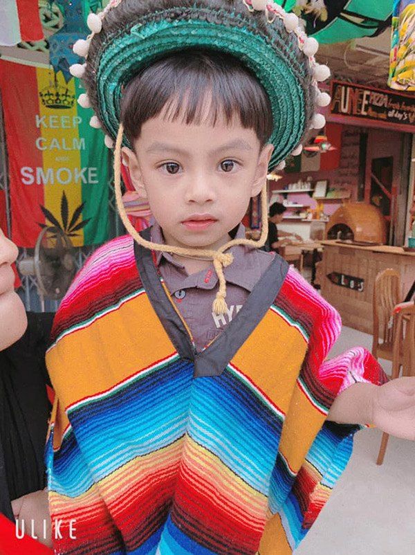 Bé trai đẹp từ trong trứng nước giờ 3 tuổi, càng lớn càng điển trai