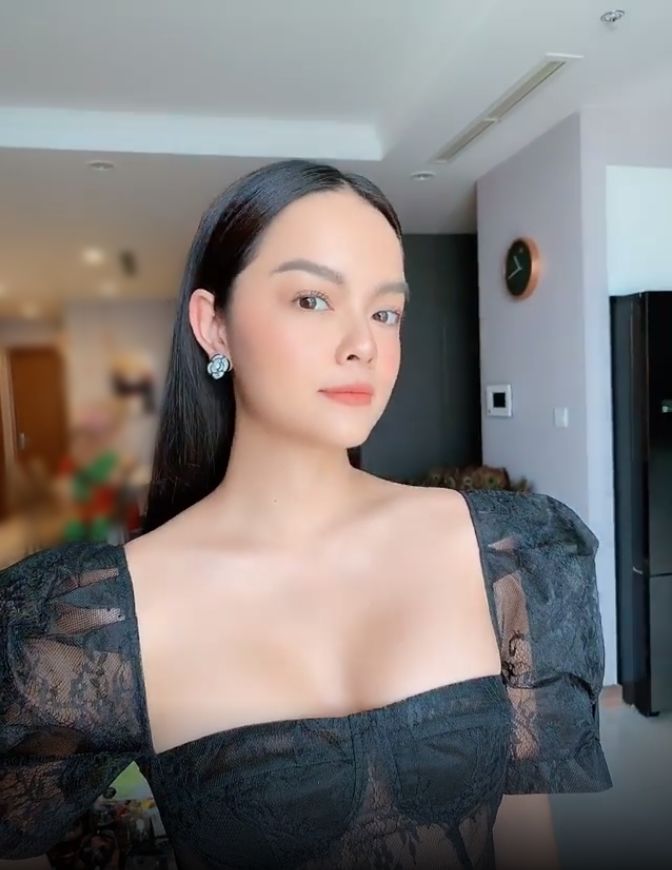 Sao Việt hậu ly hôn: Lệ Quyên, Huyền Lizzie cắt tóc đổi vận