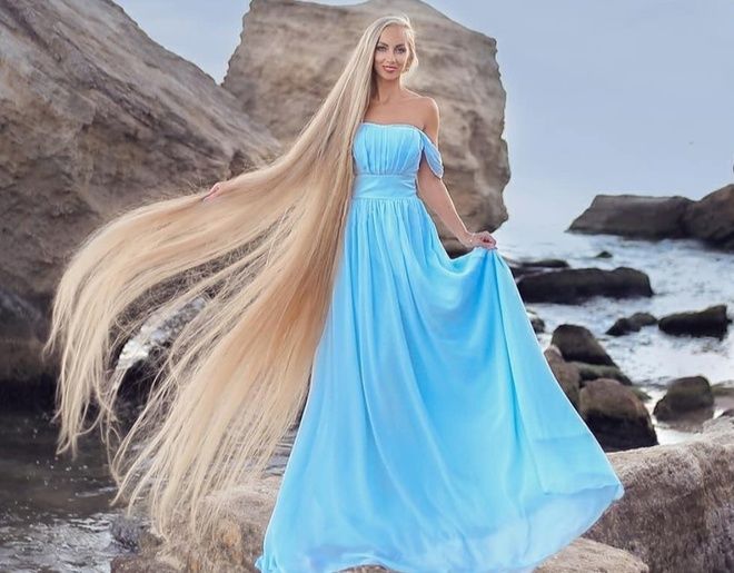 Vẻ đẹp của những cô gái có mái tóc chấm gót
