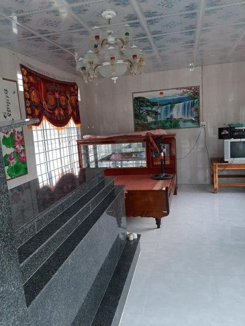 Ngôi nhà mộ tiện nghi xây cho mẹ và sự hối hận muộn màng của con trai