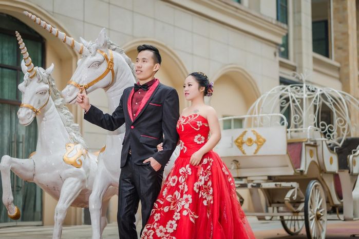 Chuyện tình chàng 1m8, nàng 1m2, chiều chuộng vợ như công chúa