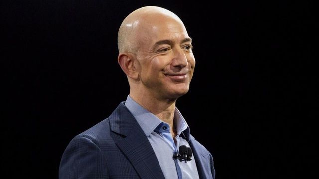 Cưng con gái nuôi, tỷ phú Jeff Bezos cho 1,1 tỷ đồng tiêu mỗi tuần