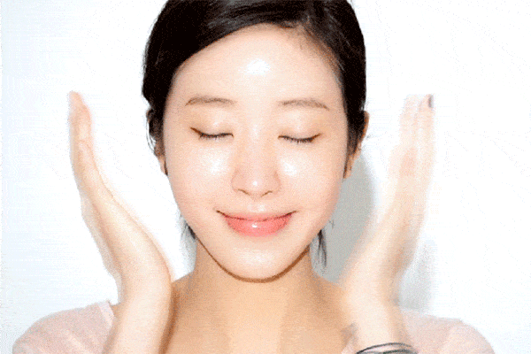 Công thức chăm sóc da “0 đồng” giúp ngừa mụn, da căng mướt và láng mịn