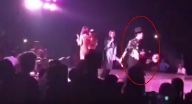 Lý do sao Việt bỏ show diễn