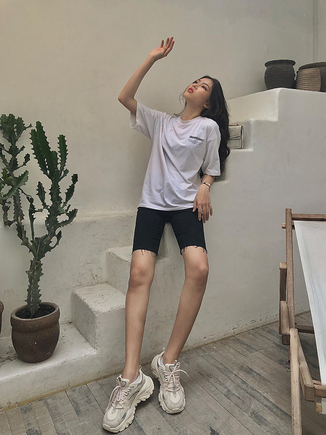 Đọ style đời thường của top 3 HHVN 2020: Khác nhau “một trời một vực”