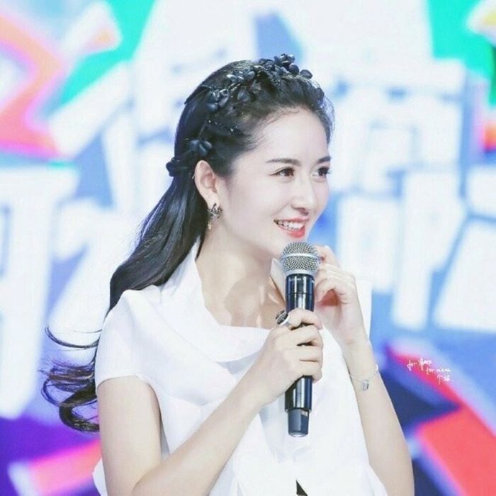 Giật mình trước những cách giảm cân khắc nghiệt của sao Hoa Ngữ