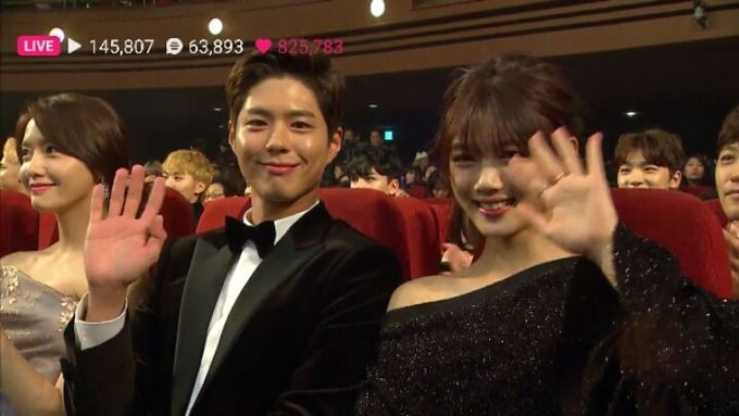 Khi idol và diễn viên chung khung hình: Suzy cũng có lúc bị dìm hàng